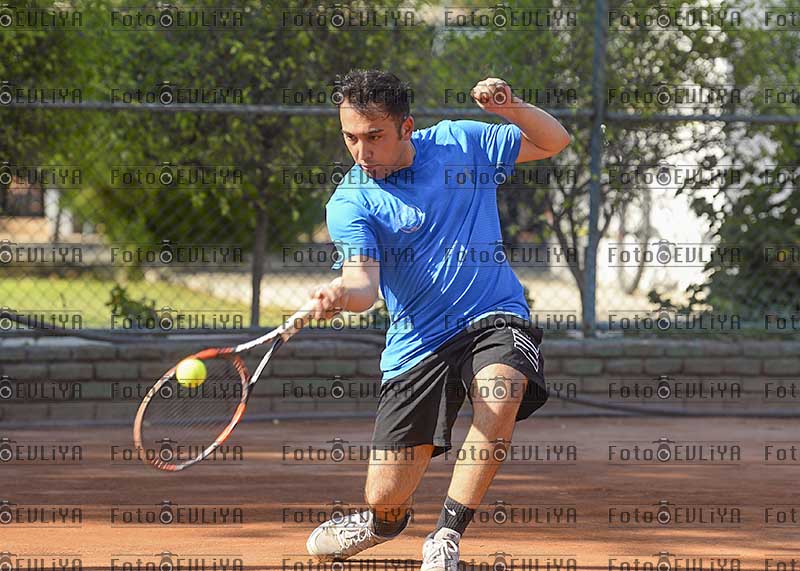  Nicosia Motor Tenis Ligi (Yarı Final 1.Maçları)